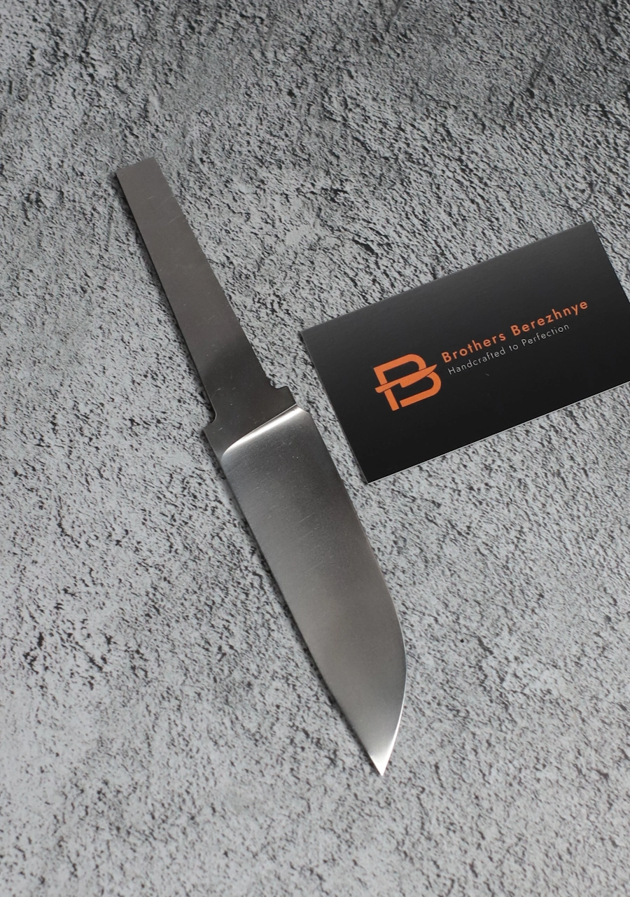 Böhler N690 knife blade blank – 214 mm, cryo-treated, flat bevels, sandblasted and polished, 61–62 HRC – Brothers Berezhnye Böhler N690 knife blade blank – 214 mm, cryo-treated, flat bevels, sandblasted and polished, 61–62 HRC – Brothers Berezhnye
