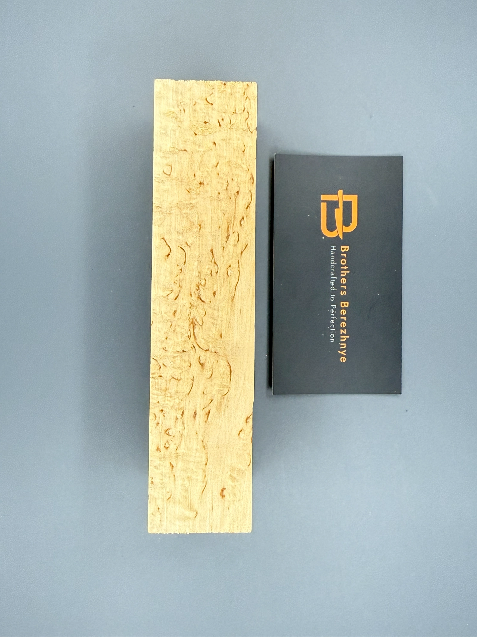 Karelian birch wood (289)