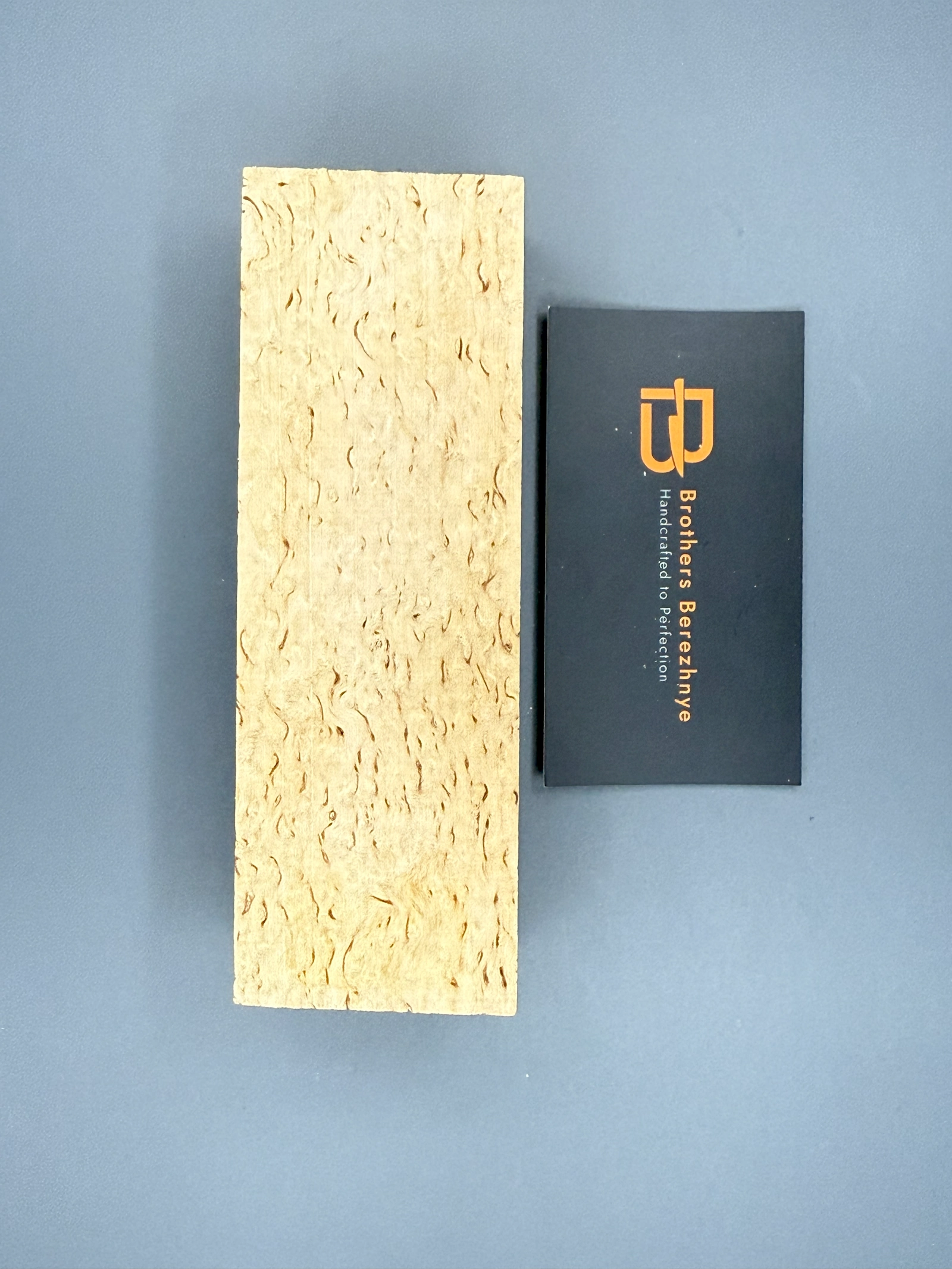 Karelian birch wood (290)