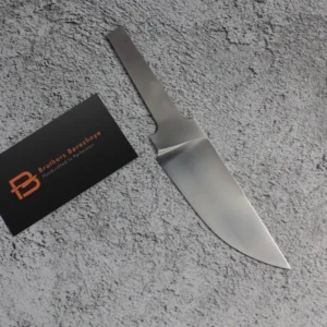 M390 blade with polished sandblasted finish