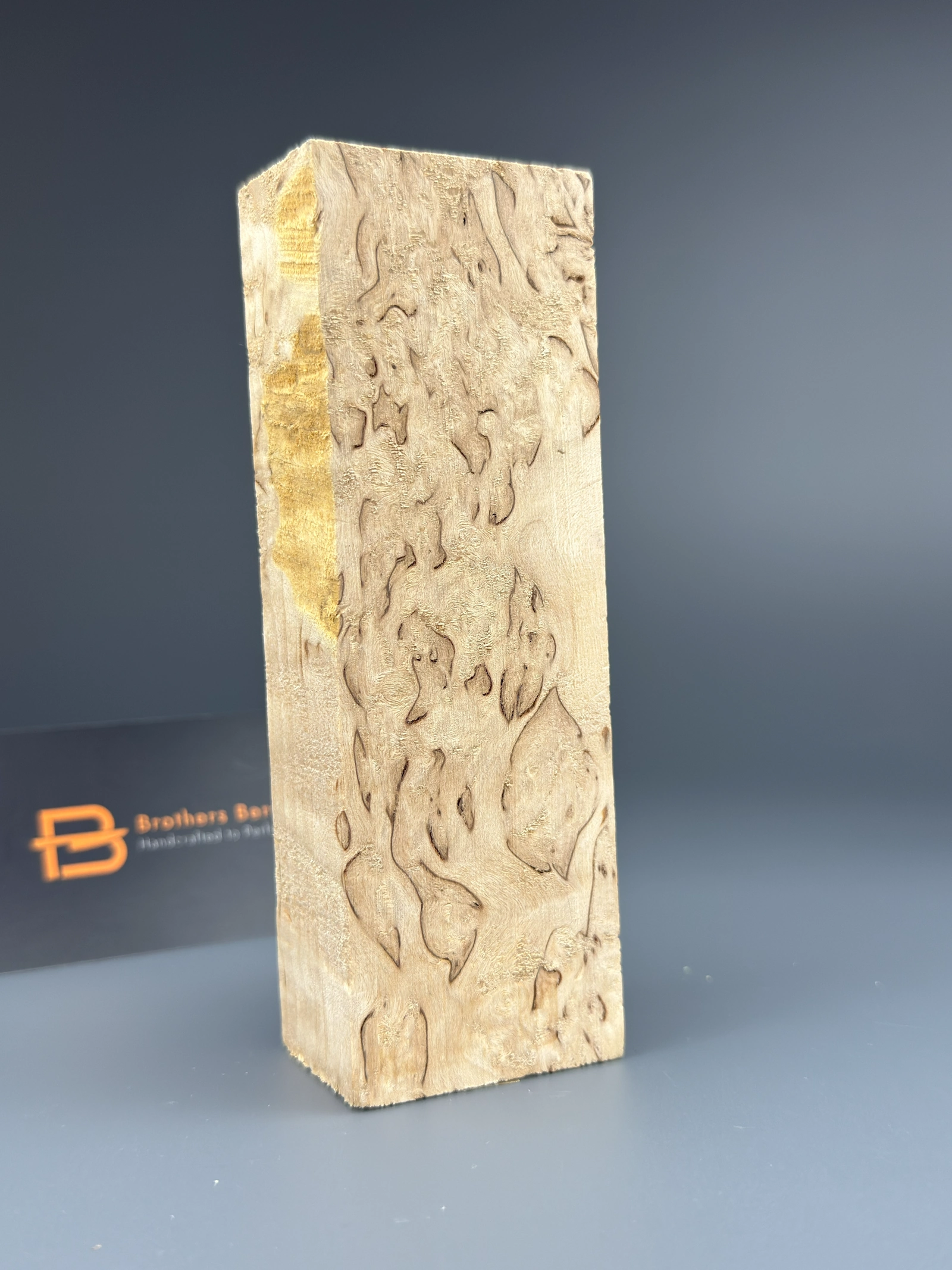 Karelian birch wood (400) wood, handle, knife, Holz, Griff, Messer, bois, manche, couteau, legno, manico, coltello, madera, mango, cuchillo, madeira, cabo, faca, hout, handvat, mes, trä, handtag, kniv, tre, håndtak, kniv, træ, håndtag, kniv, puu, kahva, veitsi, puit, käepide, nuga, koks, rokturis, nazis, mediena, rankena, peilis, drewno, rękojeść, nóż, dřevo, rukojeť, nůž, drevo, rukoväť, nôž, les, ročaj, nož, fa, markolat, kés, lemn, mâner, cuțit, дърво, дръжка, нож, ξύλο, λαβή, μαχαίρι, drvo, drška, nož, дрво, дршка, нож, дрво, рачка, нож, adhmad, lámh, scian, pren, handlen, cyllell, viður, haldfang, hnífur, injam, manku, sikkina, egurra, heldulekua, aiztoa, fusta, mànec, ganivet, madeira, mango, coitelo, деревина, руків’я, ніж, драўніна, рукаяць, нож, древесина, рукоять, нож.Karelian birch, Karelische Birke, Bouleau de Carélie, Betulla di Carelia, Abedul de Carelia, Bétula da Carélia, Karelische berk, Karelisk björk, Karelsk bjørk, Karelsk birk, Karjalan koivu, Karjala kask, Karēlijas bērzs, Karelijos beržas, Brzoza karelska, Karelská bříza, Karelská breza, Karelijska breza, Karéliai nyírfa, Mesteacăn karelian, Карелска бреза, Καρελιανή σημύδα, Karelijska breza, Карелијска бреза, Карелиска бреза, Beith Chairealach, Bedwen Karelia, Karelns birki, Betula ta’ Karelja, Kareliako urkia, Bedoll de Carèlia, Bidueiro de Carelia, Карельська береза, Карэльская бяроза, Карельская берёза.