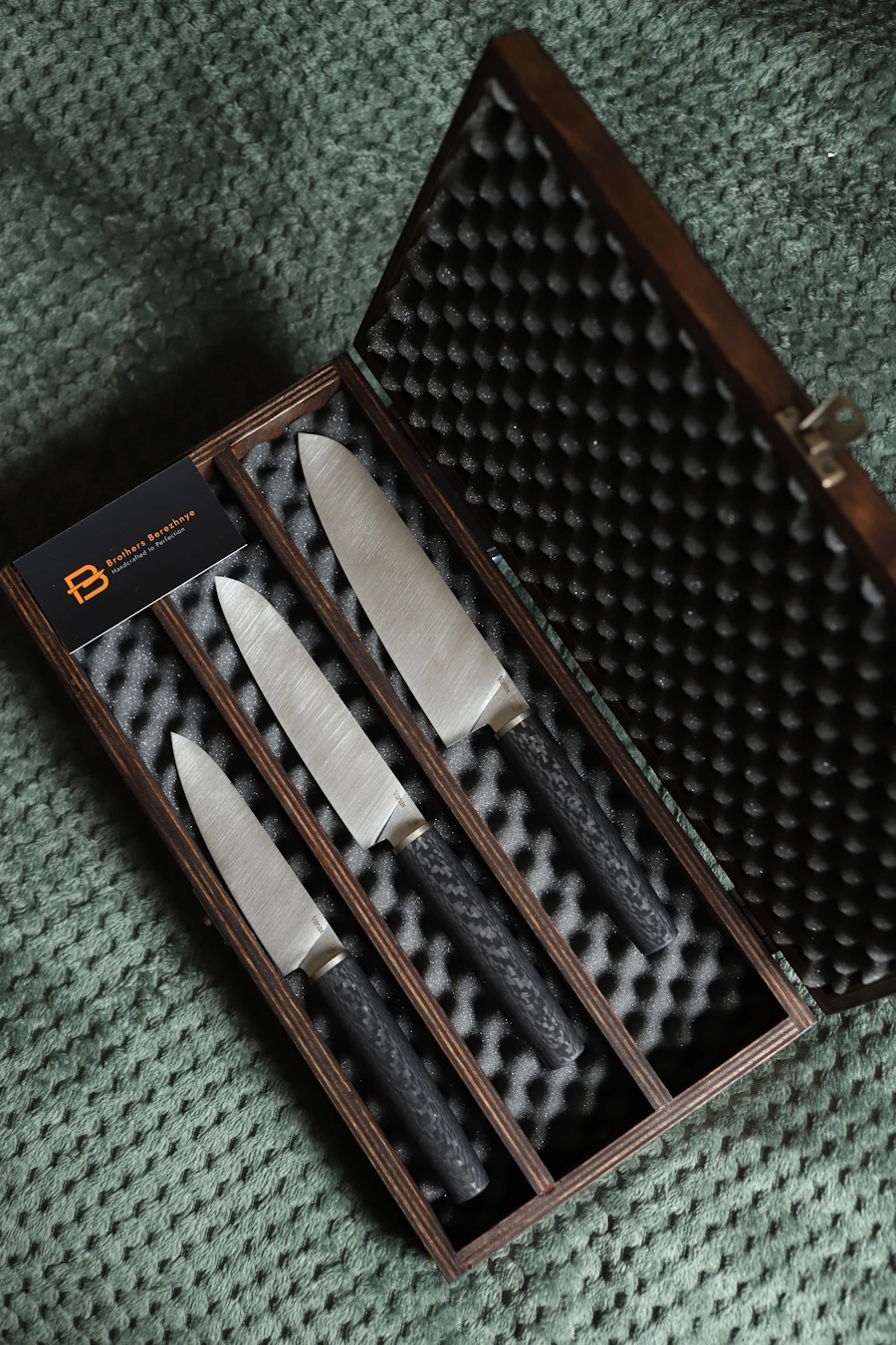 IMG_0009 Vanax 60 HRC kitchen knife set